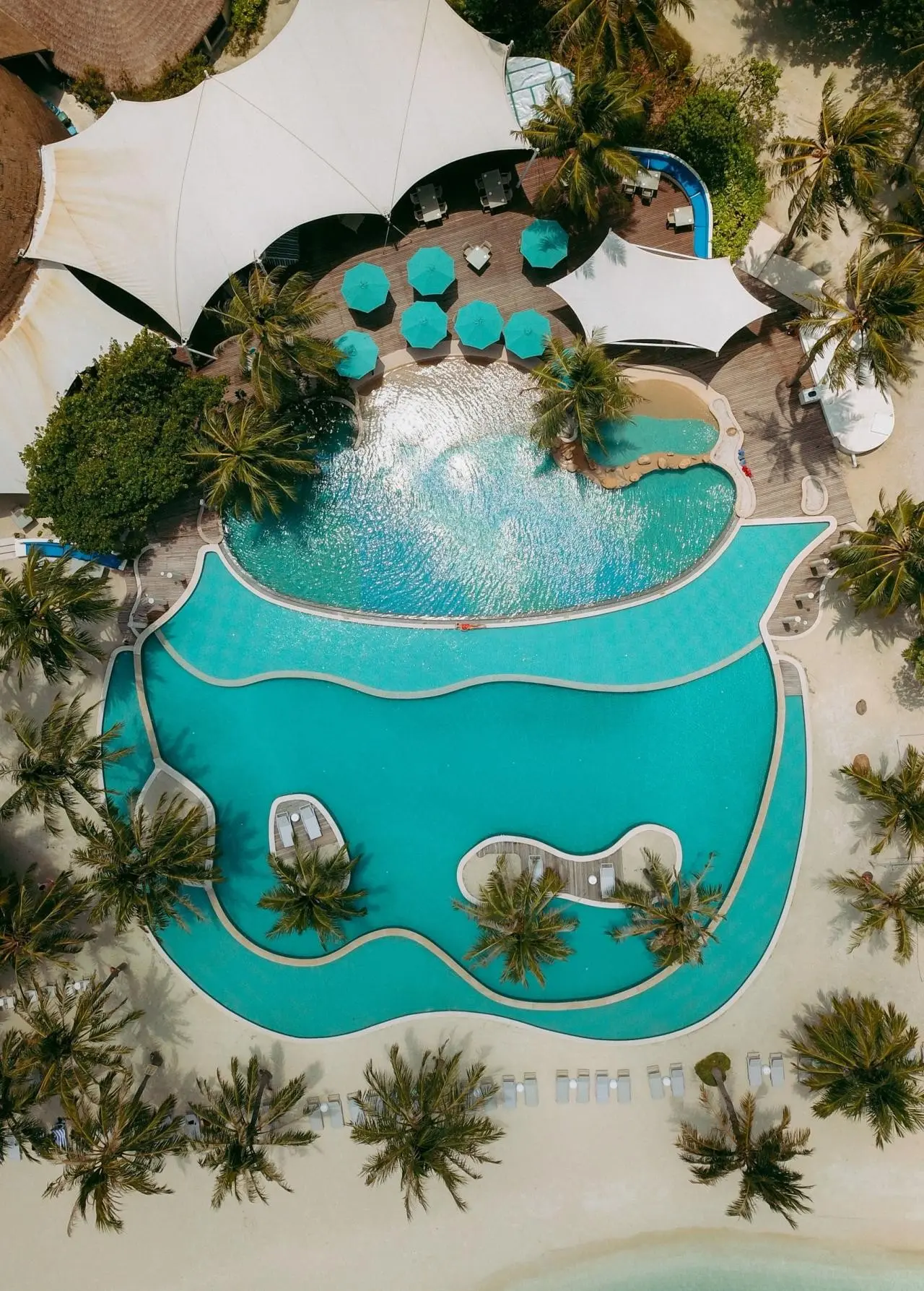 Holiday Inn Resort Kandooma Maldives — HOLIDAY INN RESORT KANDOOMA MALDIVES