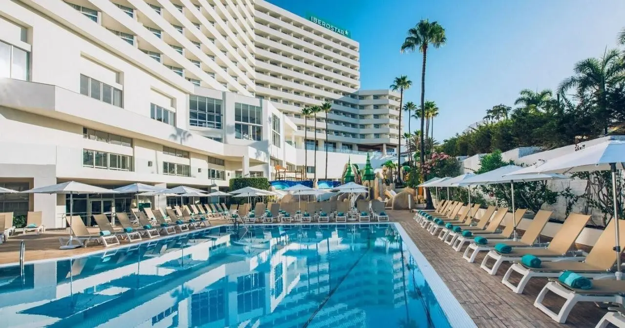 Basen w hotelu Iberostar Bouganville Playa