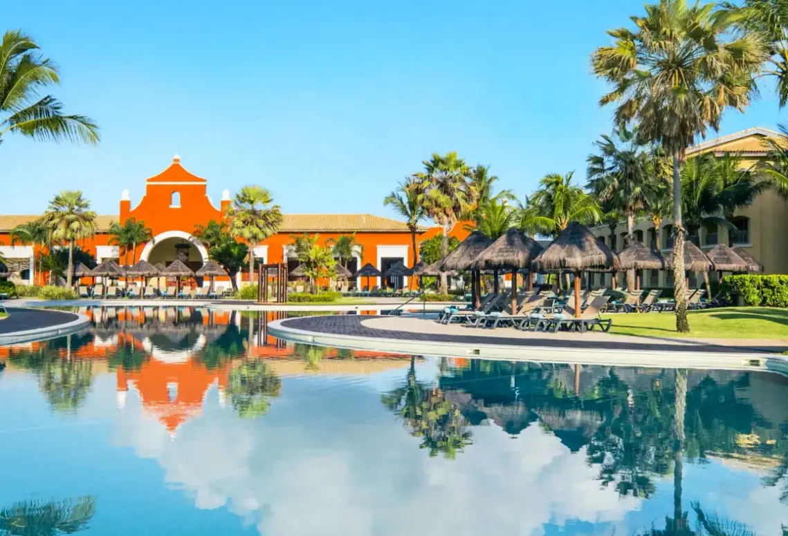 Basen w hotelu Iberostar Waves Bahia