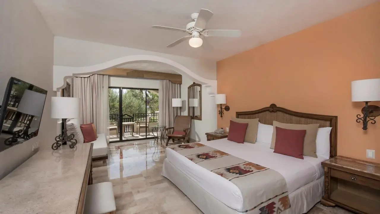 Iberostar Waves Paraiso Beach — IBEROSTAR WAVES PARAISO BEACH