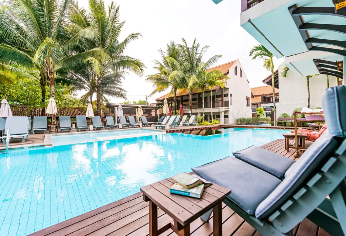 Basen w hotelu Khaolak Oriental Resort