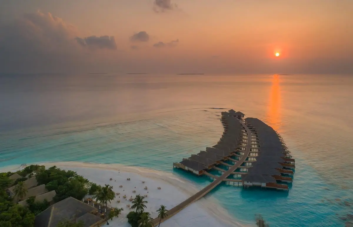 Kuredu Island Resort — KUDAFUSHI RESORT & SPA