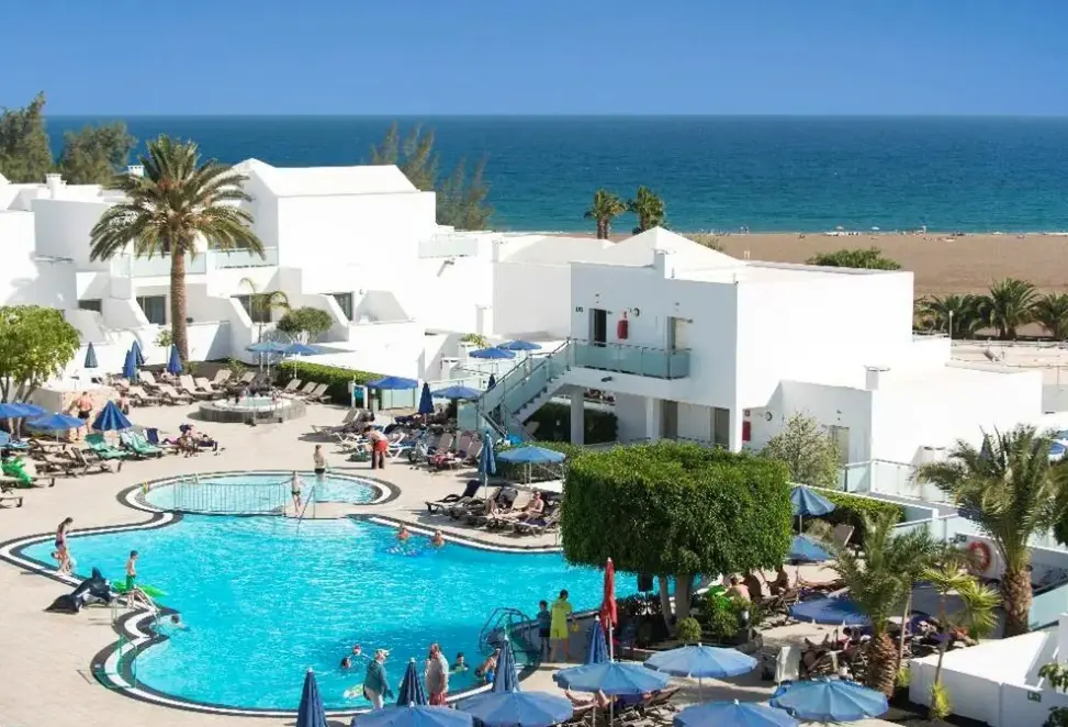 Basen w hotelu Lanzarote Village