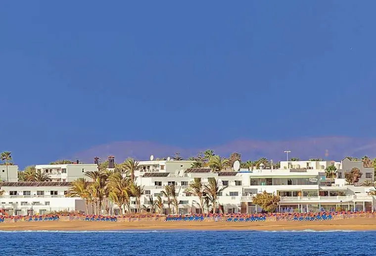 Plaża przy hotelu Las Costas