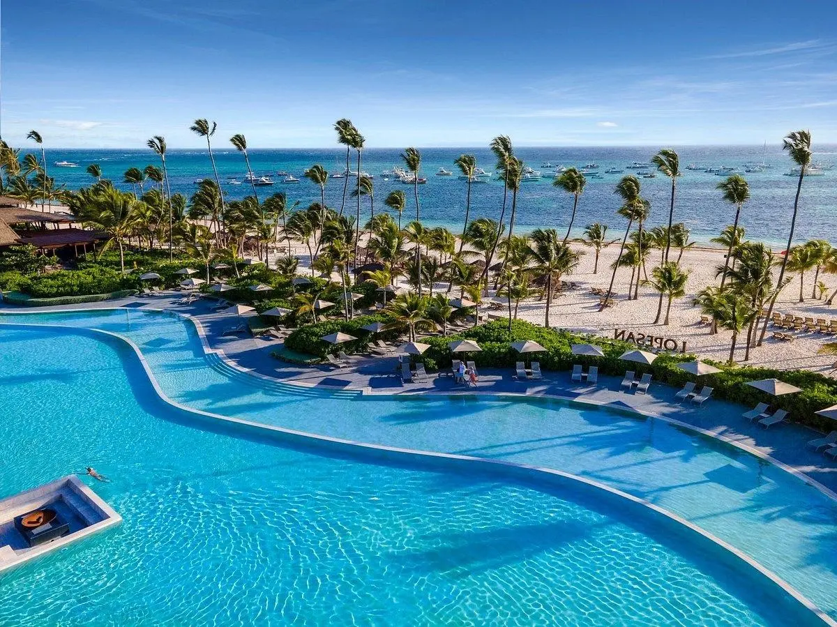 Lopesan Costa Bávaro Resort, Spa & Casino — ADULTS ONLY CLUB AT LOPESAN COSTA BAVARO RESORT