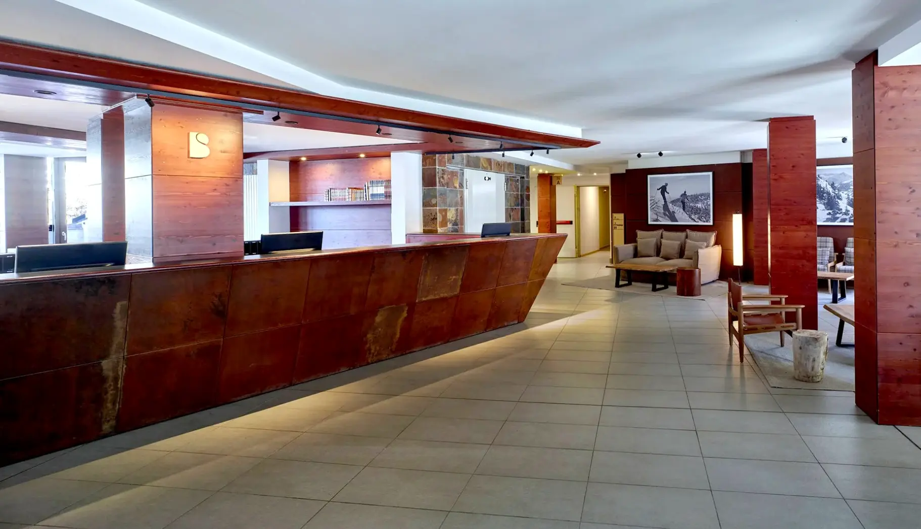 Lobby hotelu Majestic Sansicario
