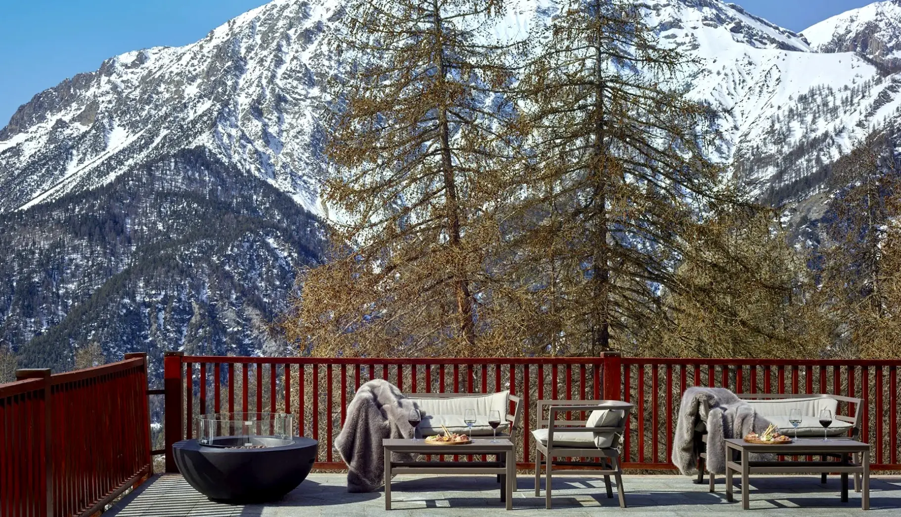 Widok z hotelu Majestic Sansicario