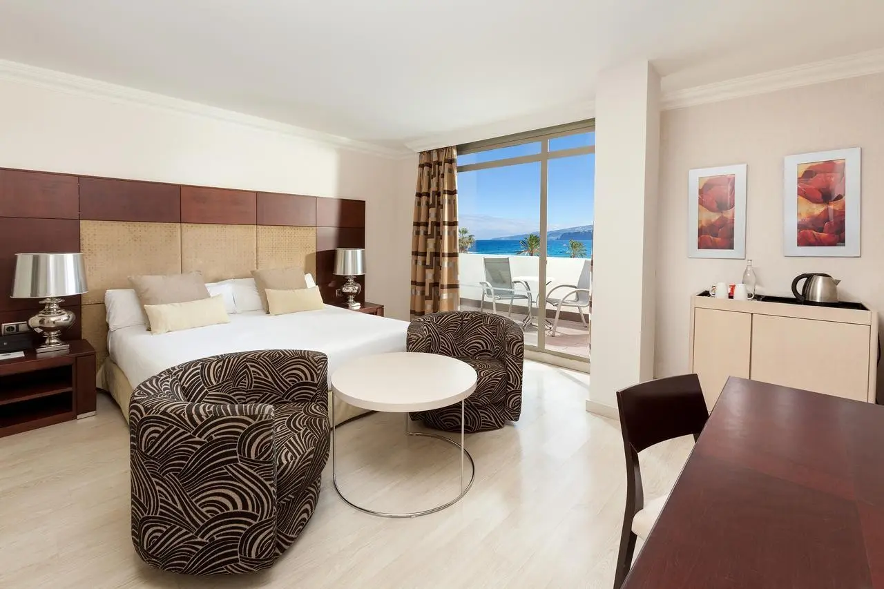 Pokój w hotelu Meliá Costa Atlantis Tenerife