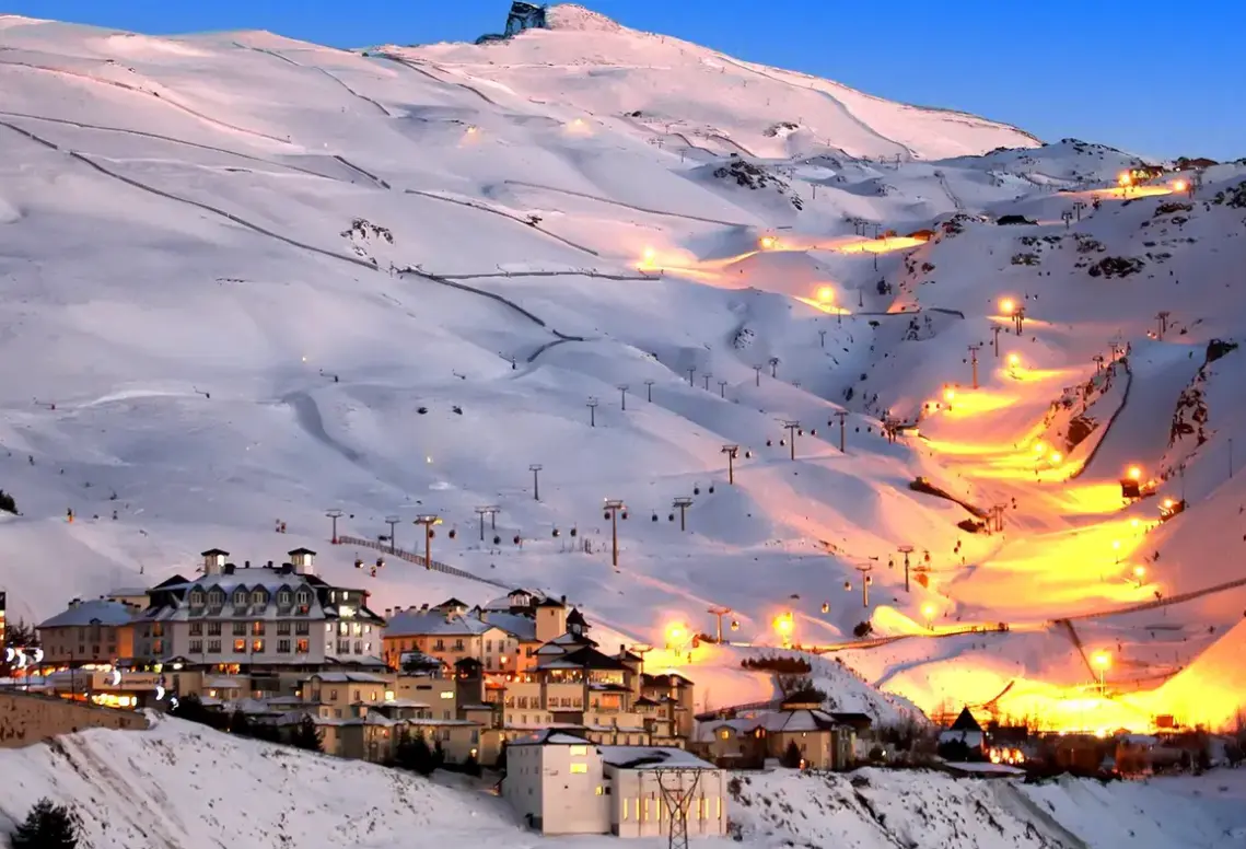Widok z hotelu Meliá Sol y Nieve