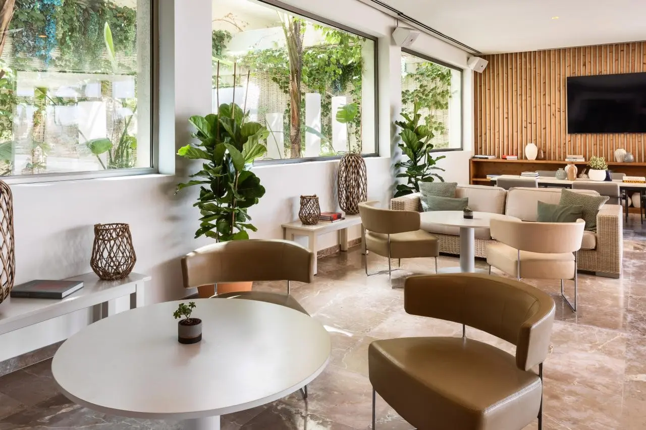 Meliá South Beach — MELIA SOUTH BEACH