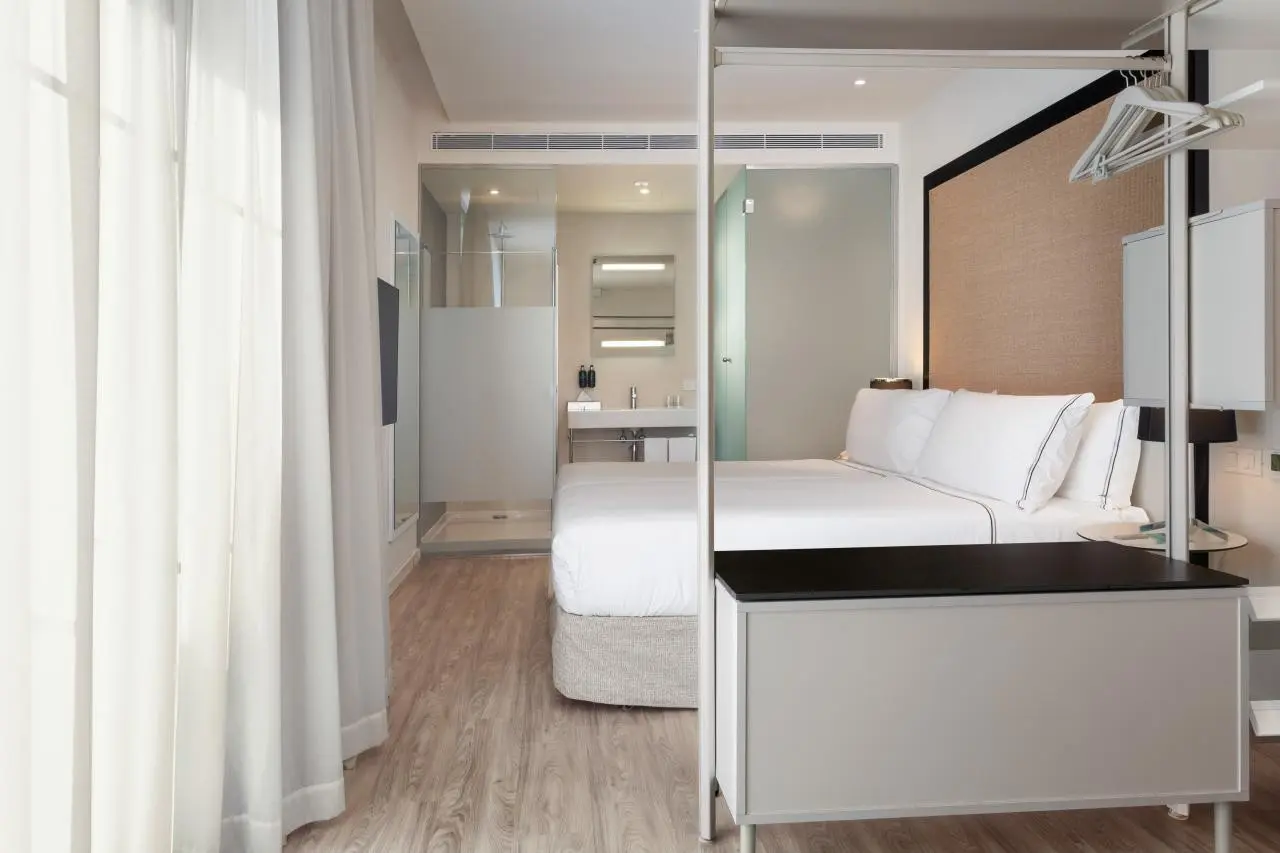 Meliá South Beach — MELIA SOUTH BEACH