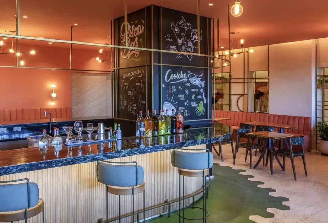 Restauracja i jedzenie w hotelu Mercure Rio Boutique Copacabana