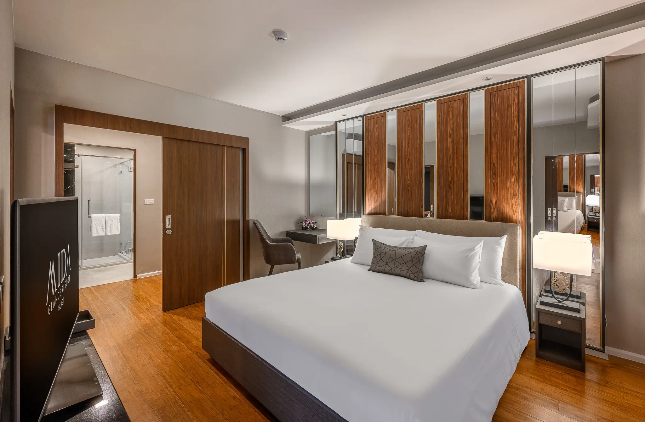 Mida Grande Resort Phuket — MIDA GRANDE RESORT PHUKET