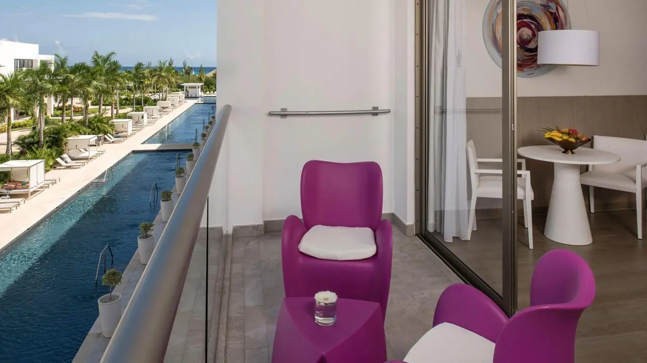 Platinum Yucatán Princess — PLATINUM YUCATÁN PRINCESS