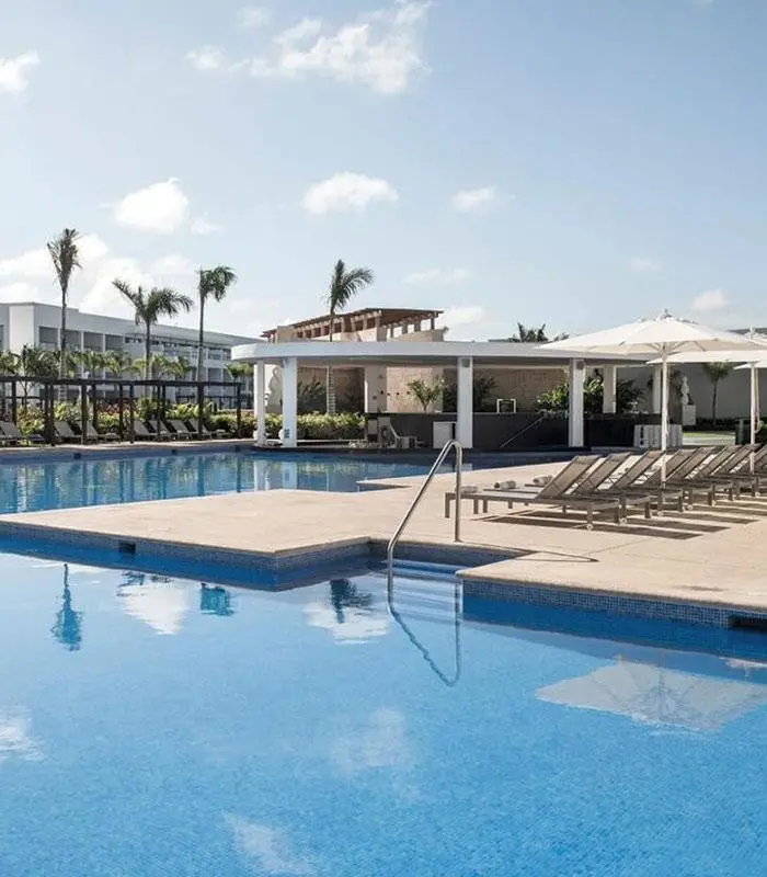 Platinum Yucatán Princess — PLATINUM YUCATÁN PRINCESS