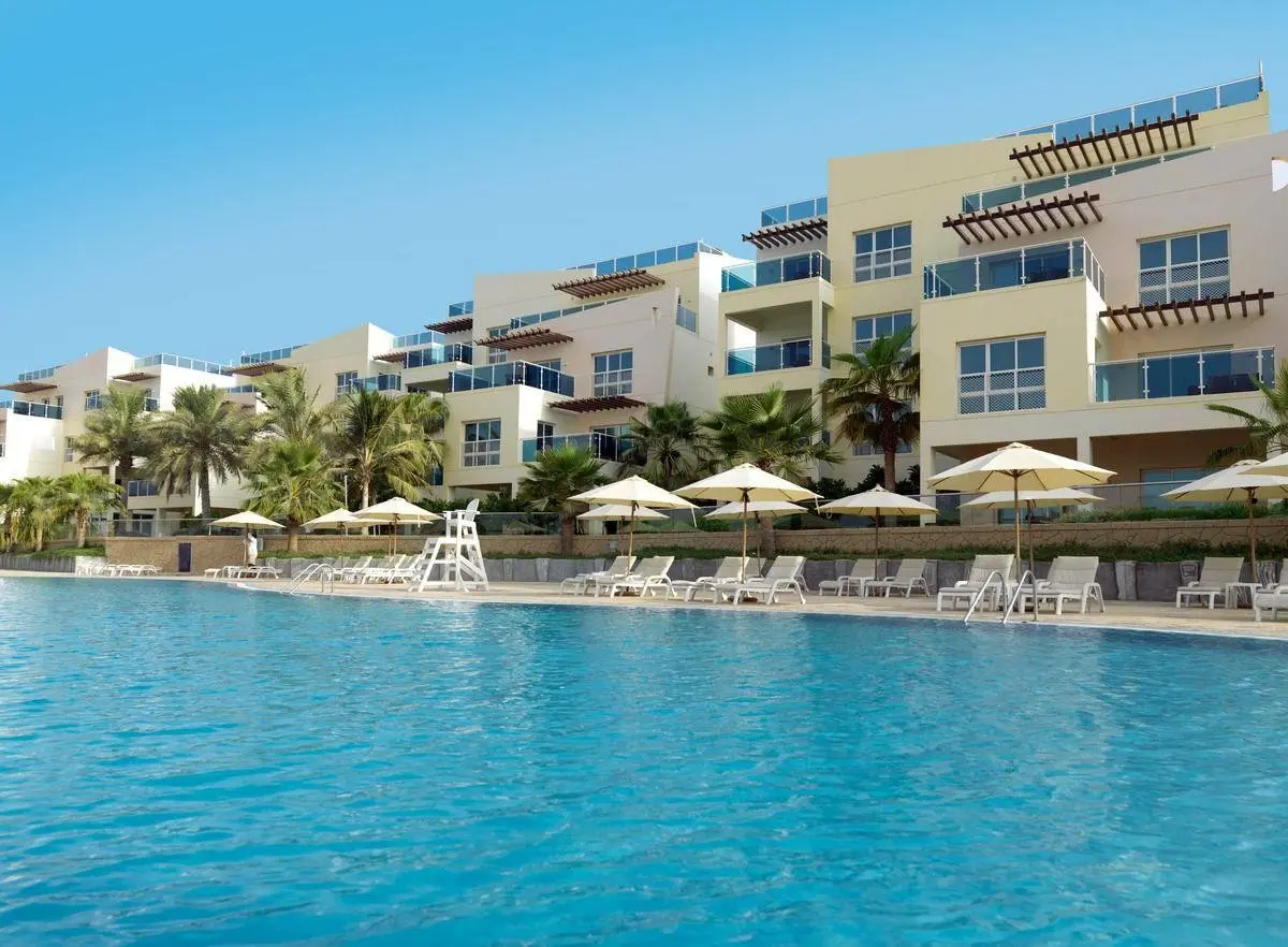 Radisson Blu Hotel & Resort Abu Dhabi — RADISSON BLU RESORT