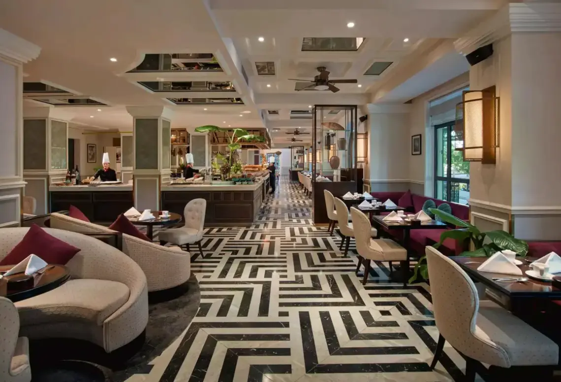 Restauracja i jedzenie w hotelu Royal Hoi An – Gallery