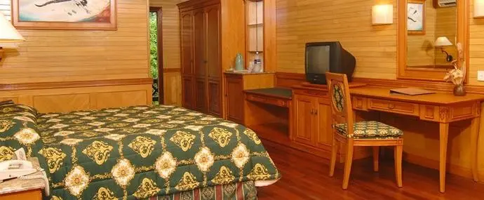 Royal Island Resort & Spa — ROYAL ISLAND RESORT