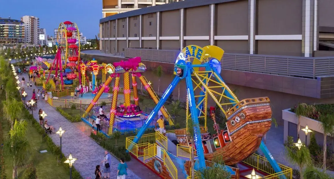 Royal Seginus — ROYAL SEGINUS