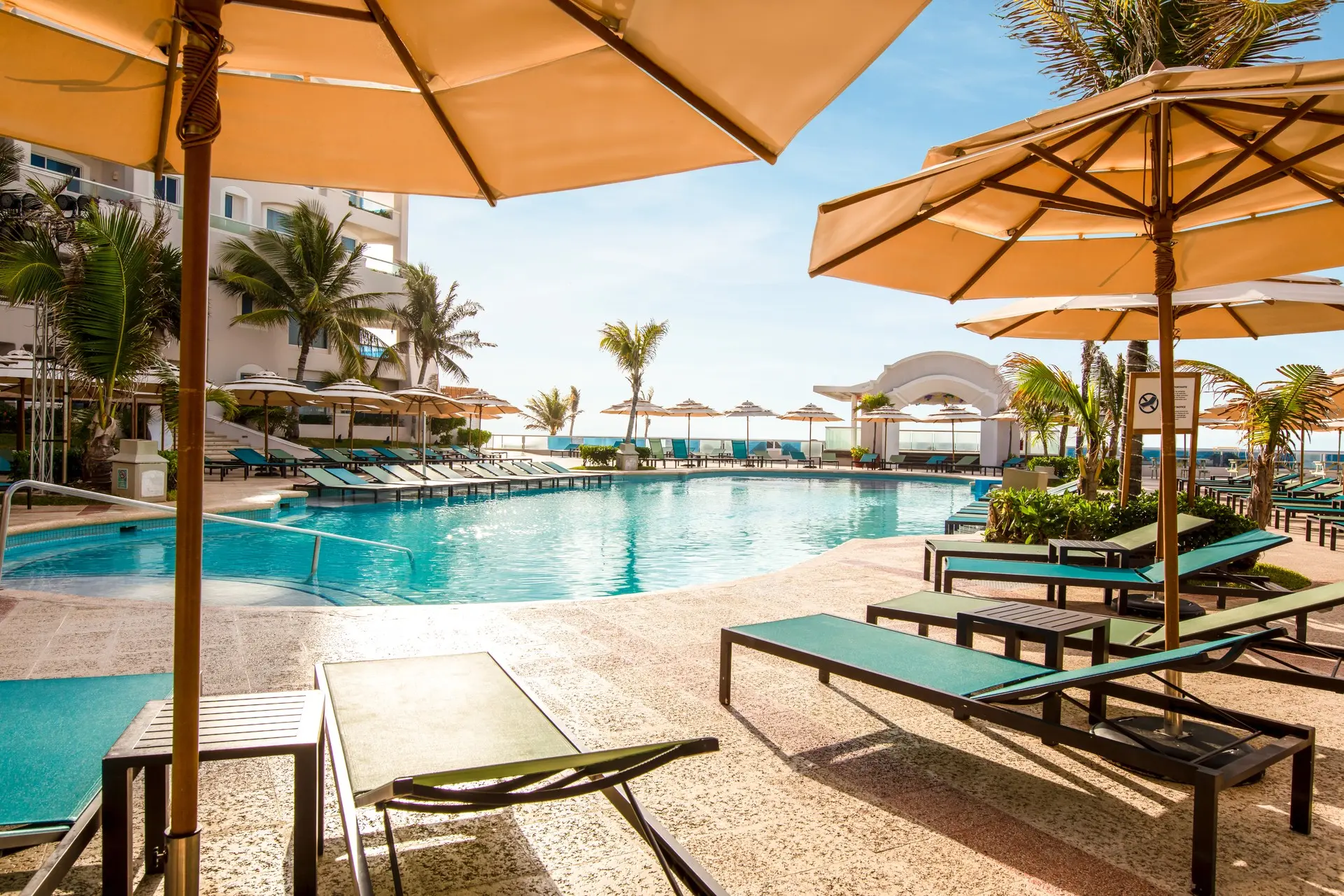 Royal Solaris Cancun Resort — SUNSCAPE CANCUN RESORT & SPA