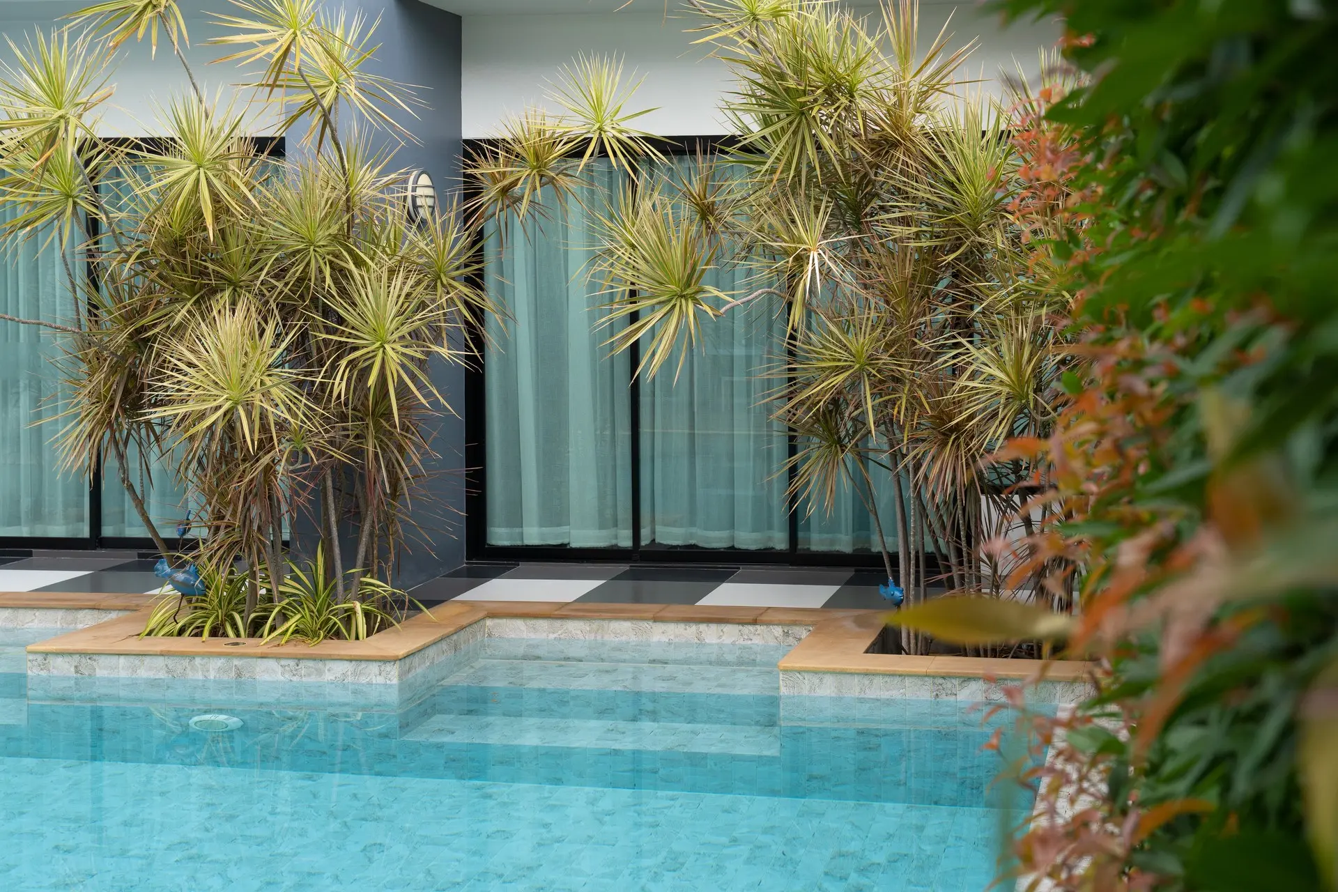 Sea Seeker Krabi Resort — KRABI SEABASS HOTEL