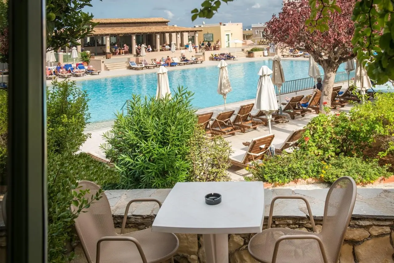 Silva Beach — SILVA BEACH