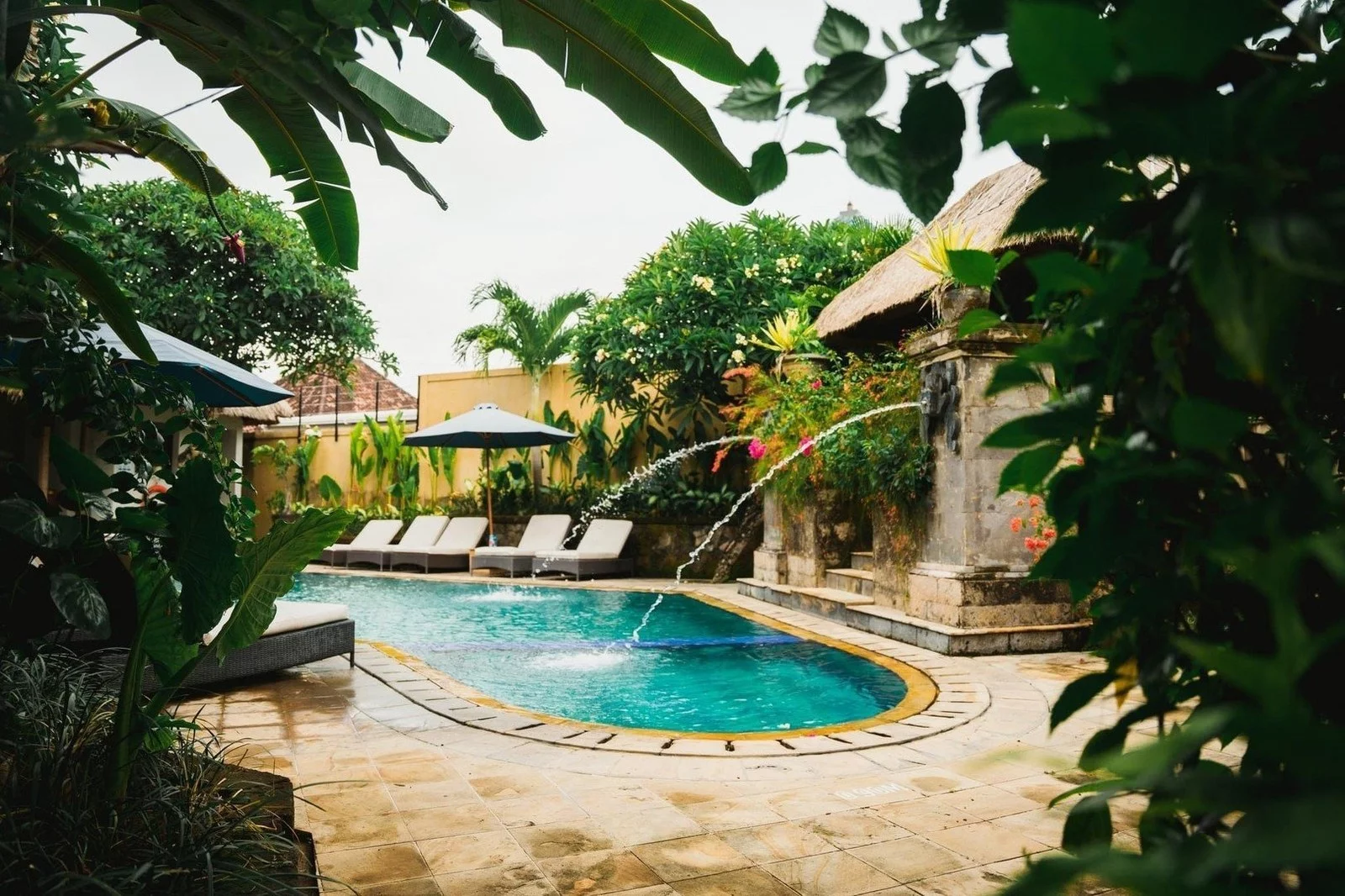 Hotel Sri Phala Resort & Villa