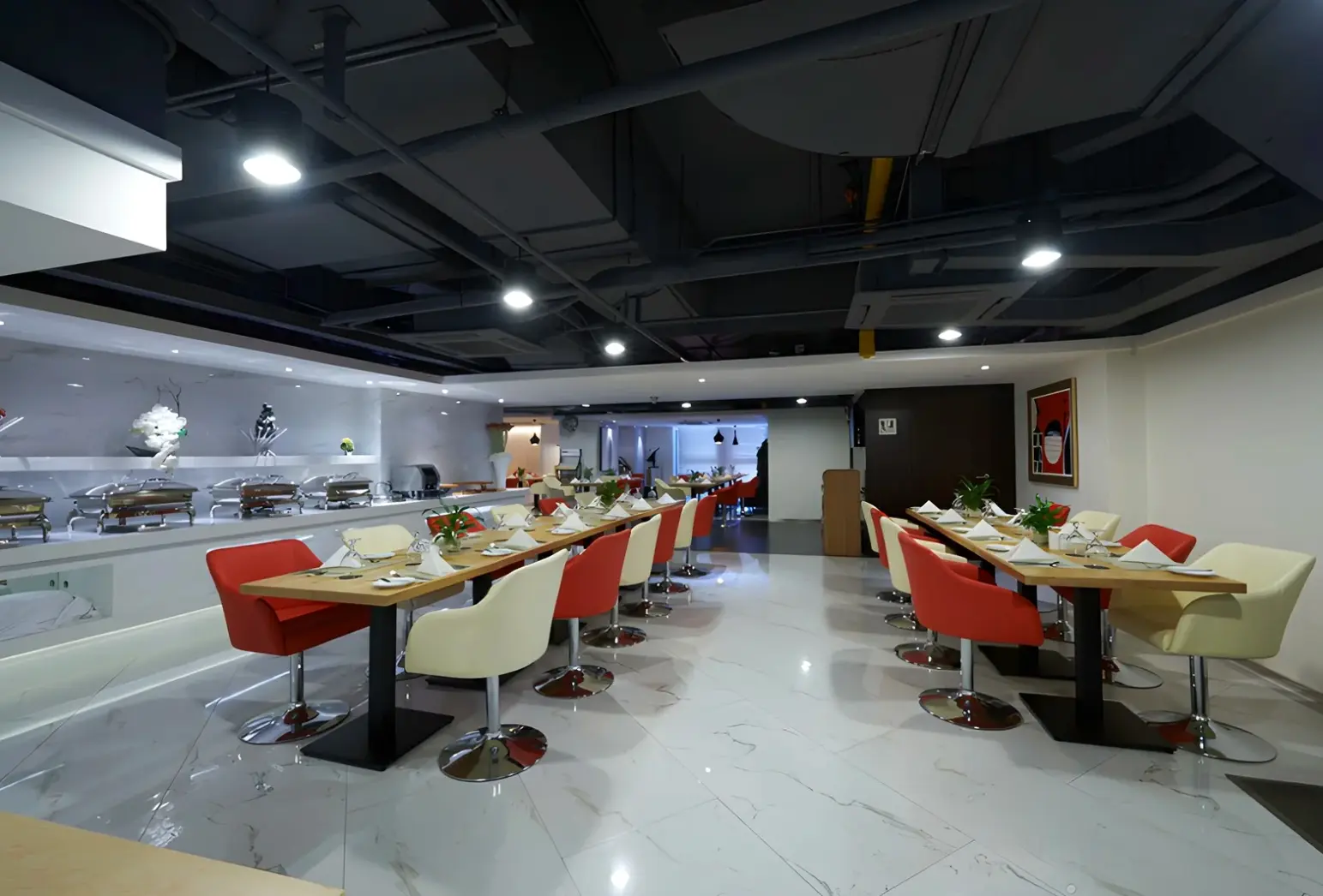 Restauracja i jedzenie w hotelu Starr Hotel Shanghai