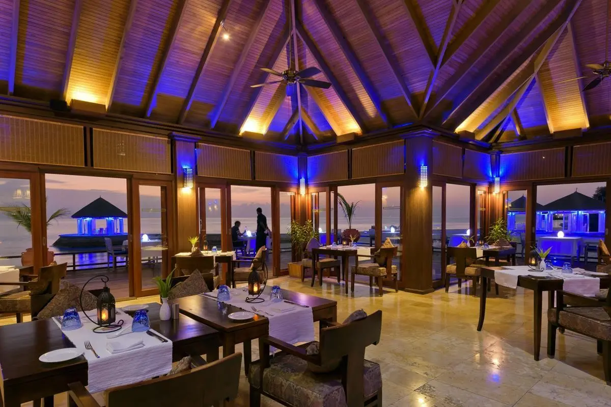 Sun Siyam Olhuveli — SUN SIYAM OLHUVELI BEACH & SPA RESORT