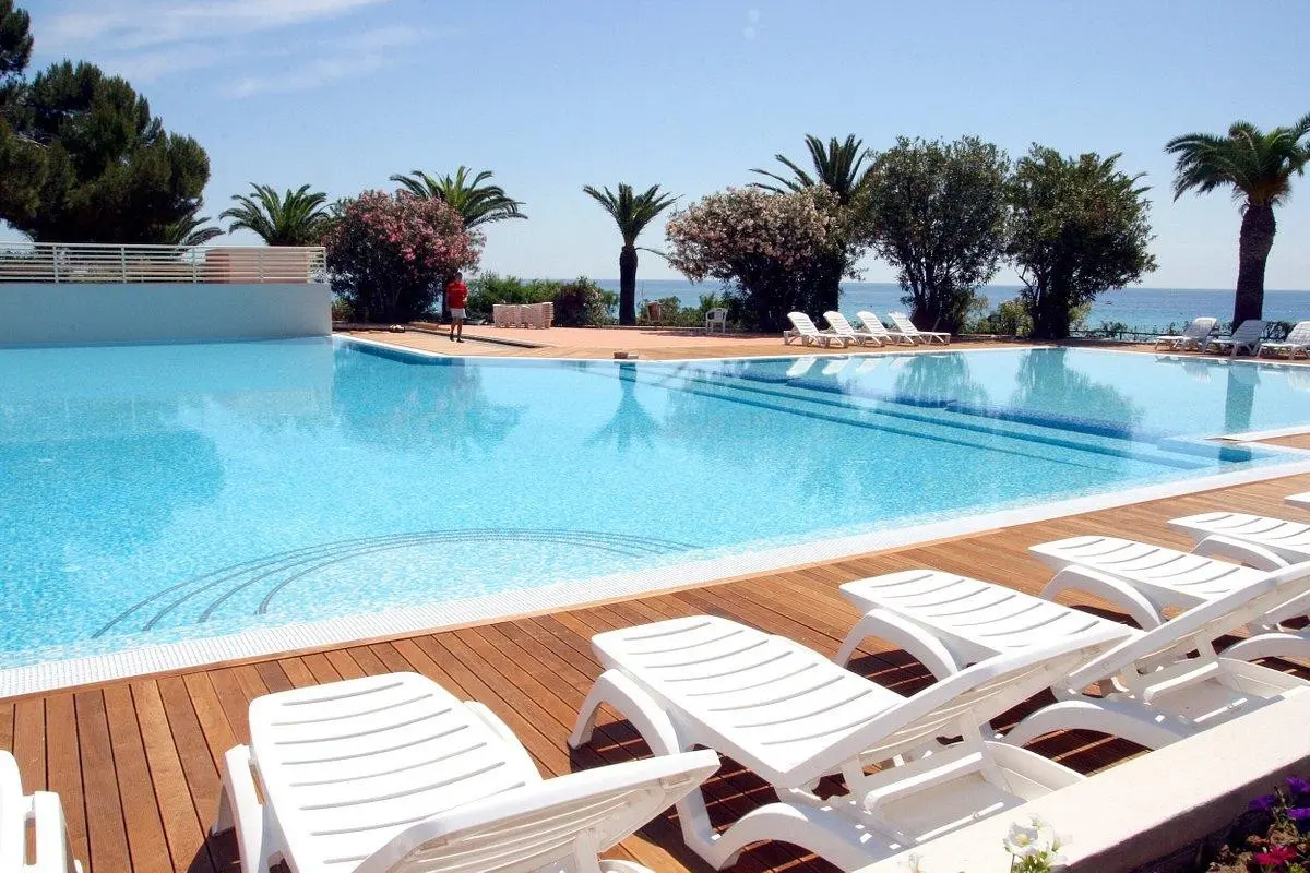 TH Costa Rei Free Beach Resort — TH COSTA REI - FREE BEACH VILLAGE