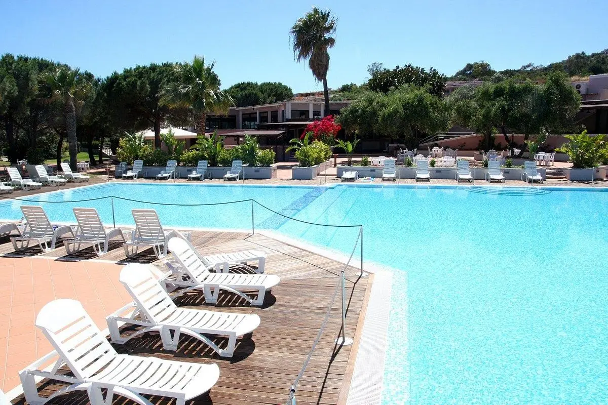 TH Costa Rei Free Beach Resort — TH COSTA REI - FREE BEACH VILLAGE