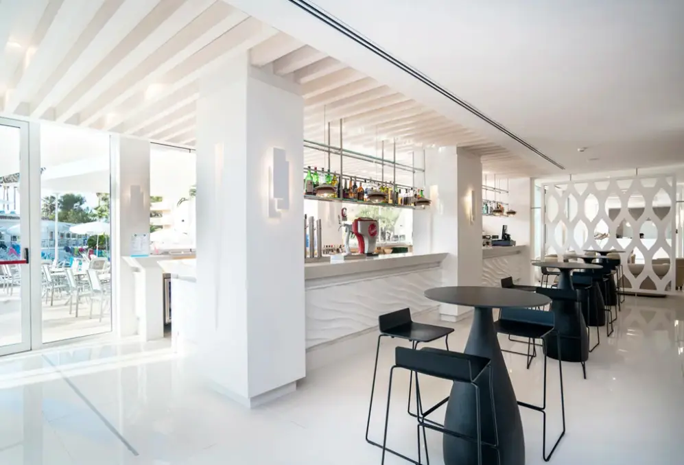 Restauracja i jedzenie w hotelu Thb Sa Coma Platja