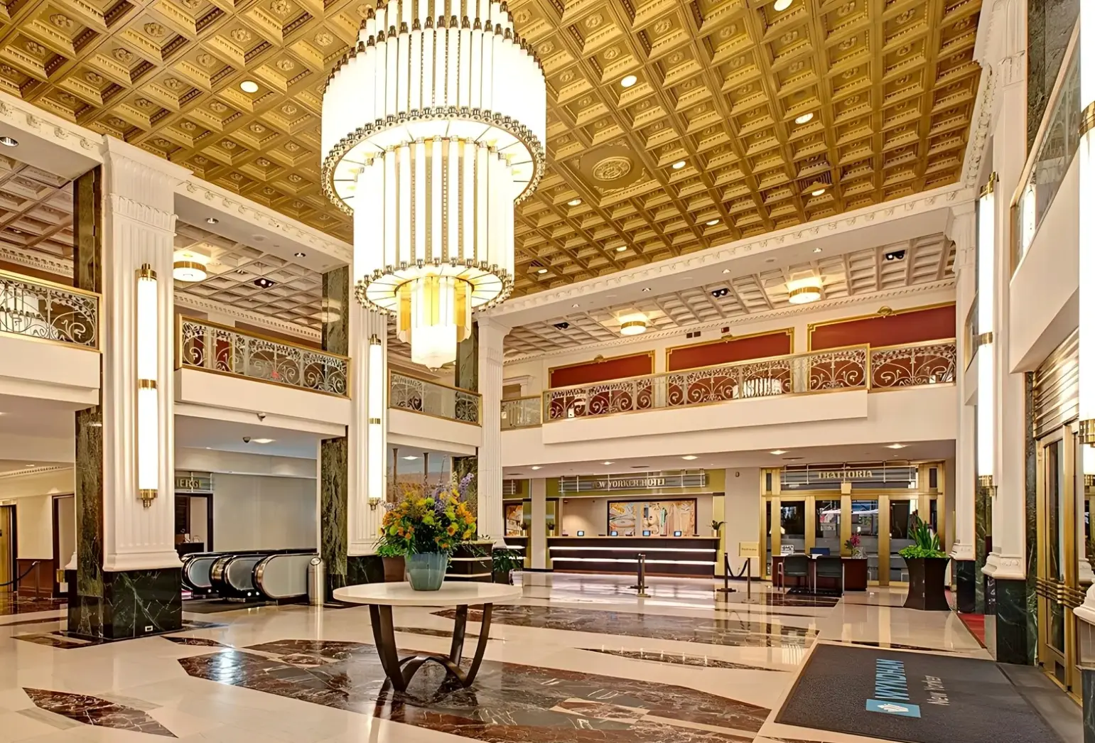 Lobby hotelu The New Yorker Hotel