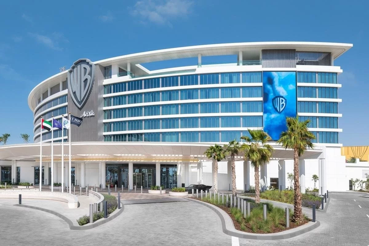 Hotel Hotel The WB Abu Dhabi, Curio Collection by Hilton w Zjednoczone Emiraty Arabskie - oferta last minute