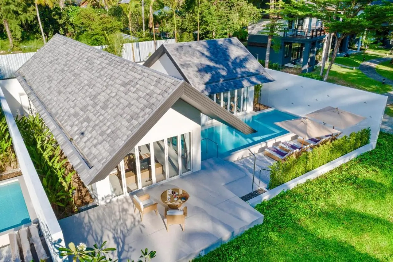 Basen w hotelu Twin Lotus Resort & Spa Koh Lanta