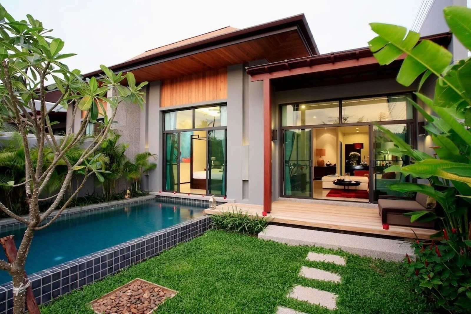 Hotel Two Villas Holiday Onyx Style Nai Harn Beach w Tajlandia (Phuket) - oferta last minute