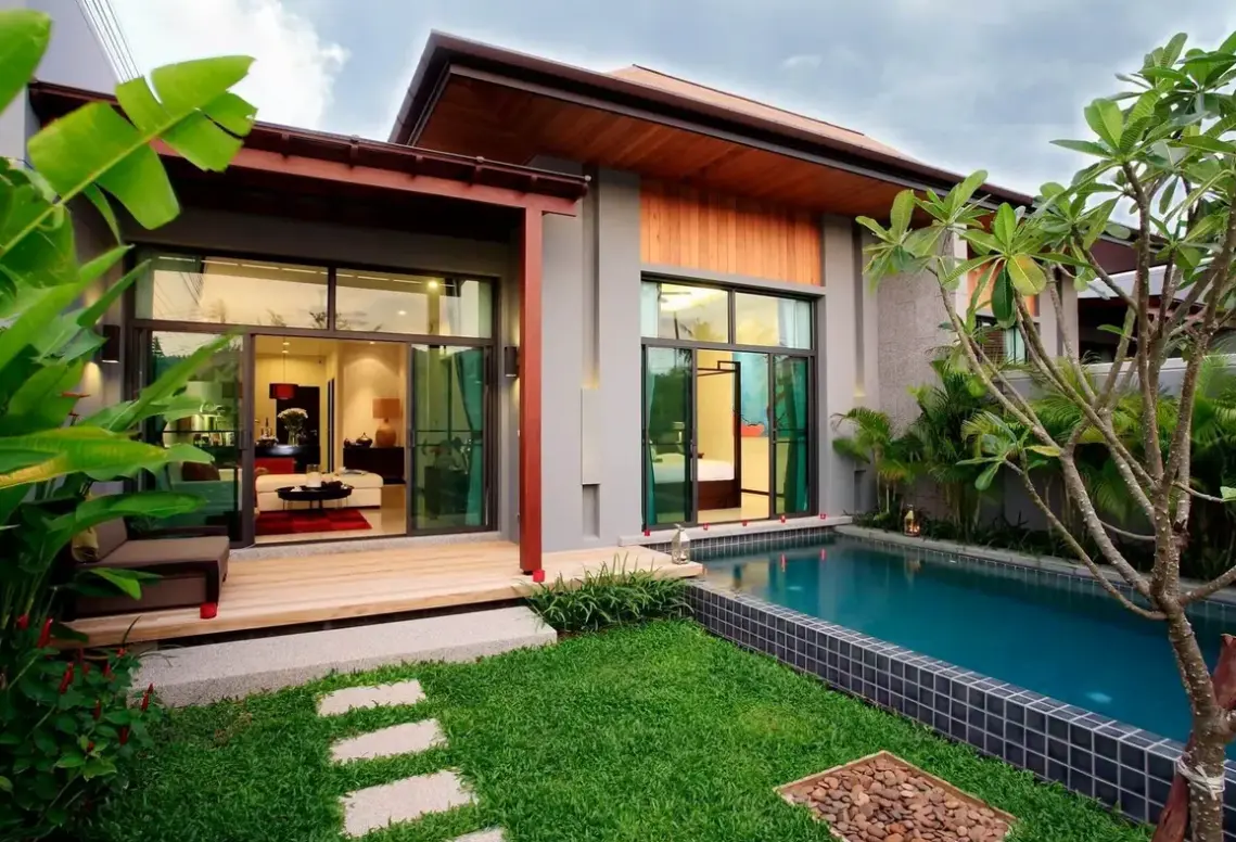 Basen w hotelu Two Villas Holiday Onyx Style Nai Harn Beach