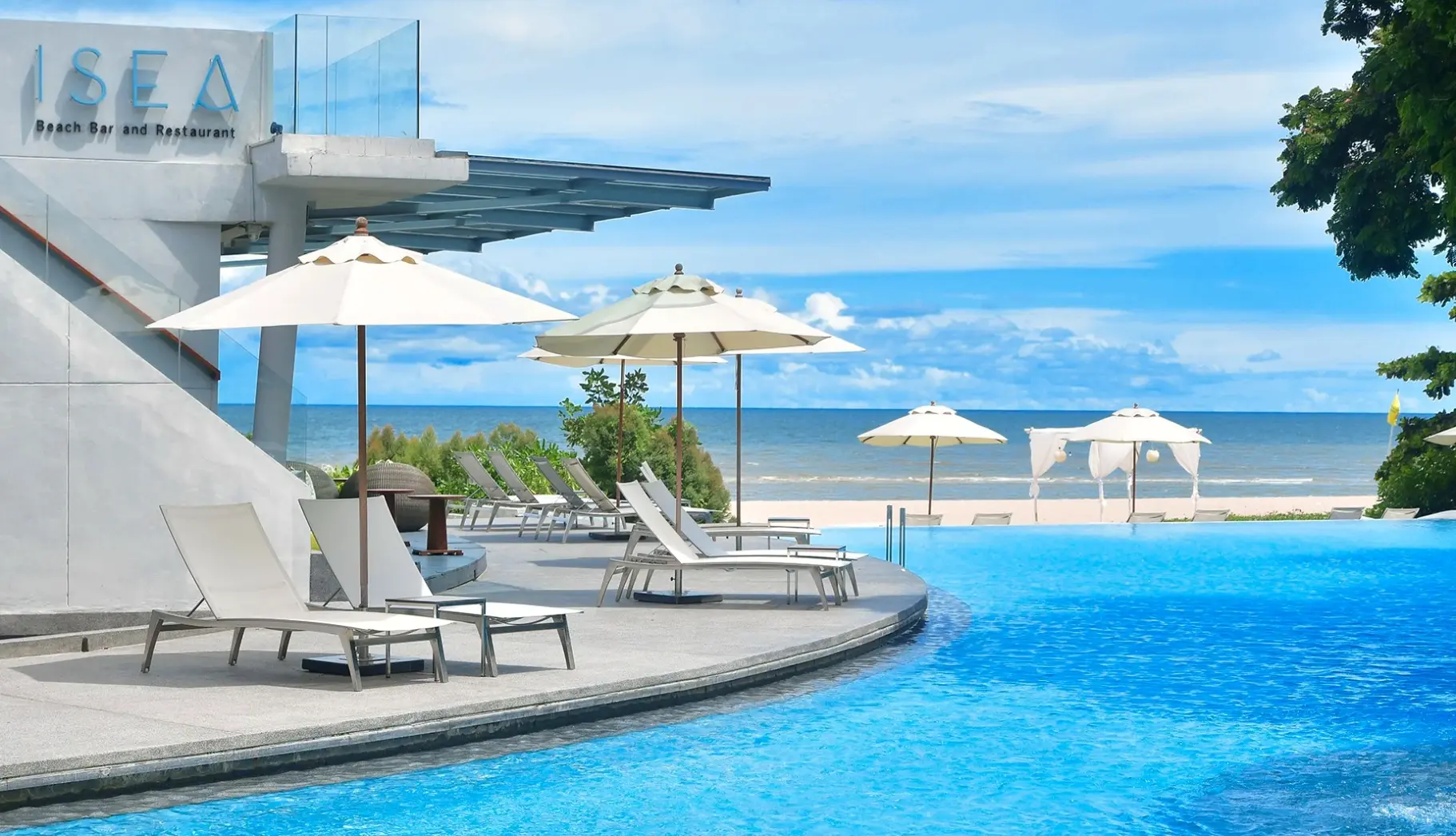 Basen w hotelu Veranda Resort & Villas Hua Hin