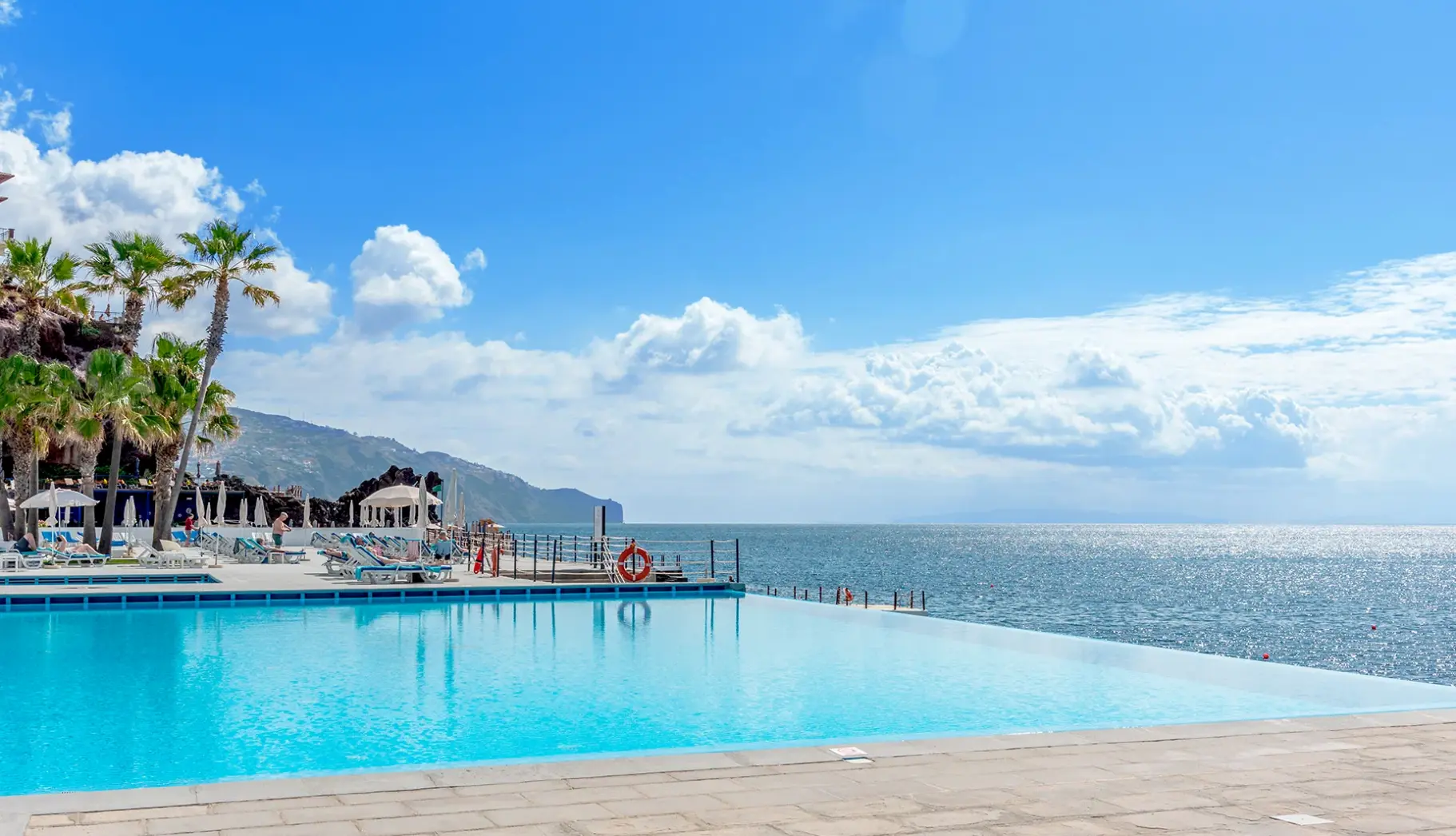 Basen w hotelu VidaMar Resort Madeira