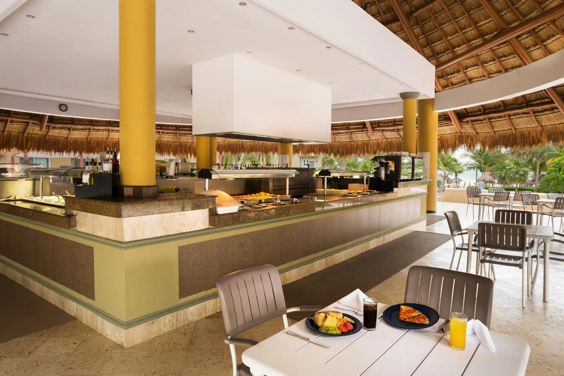 Restauracja i jedzenie w hotelu Viva Azteca by Wyndham