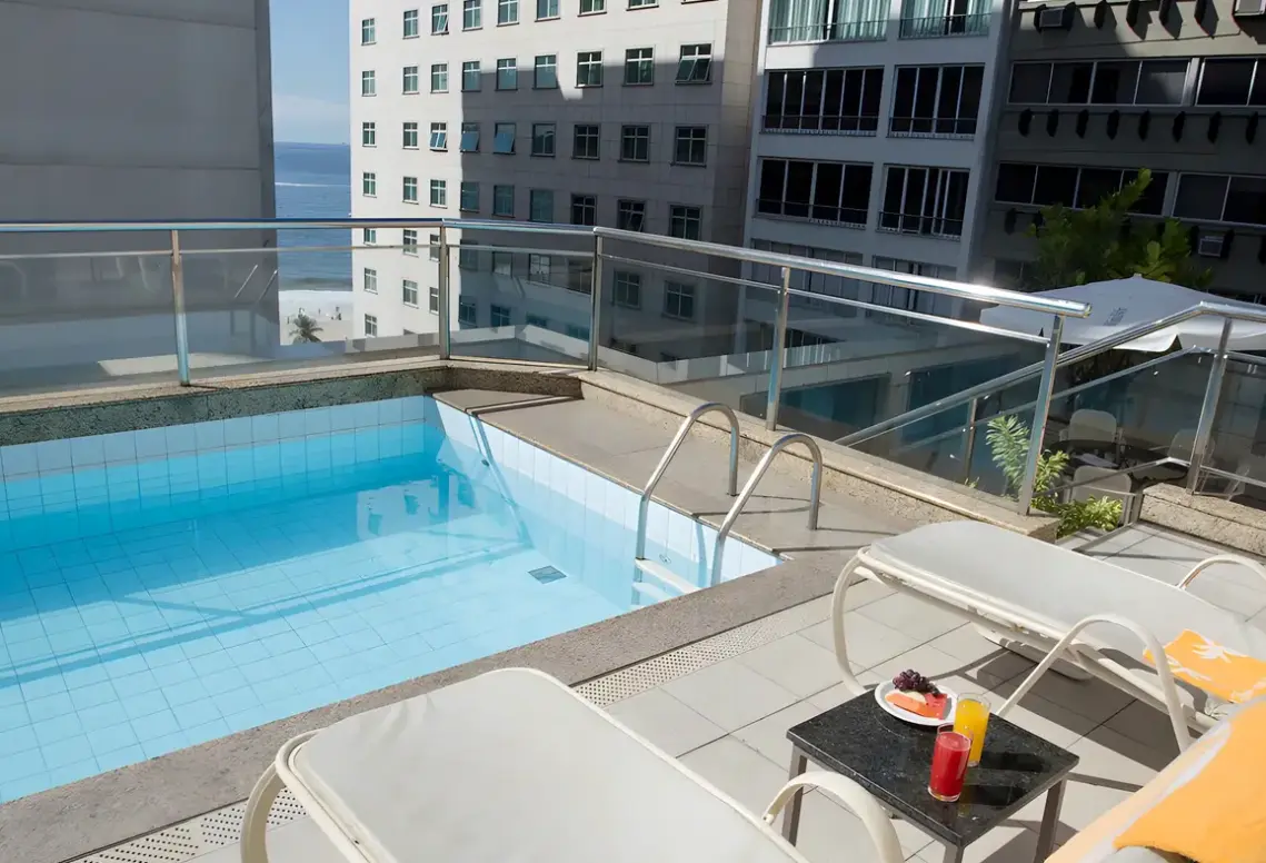 Basen w hotelu Windsor Martinique Copacabana