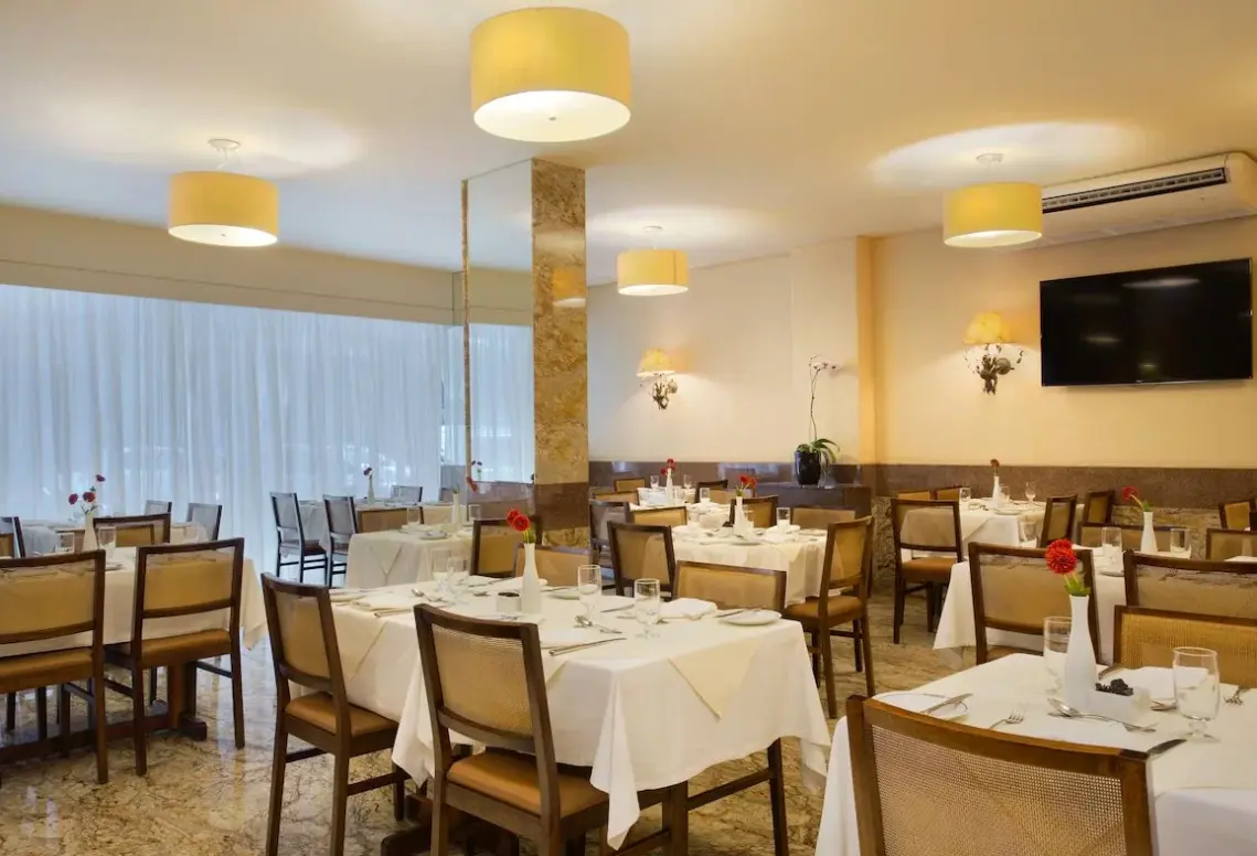 Restauracja i jedzenie w hotelu Windsor Palace Copacabana