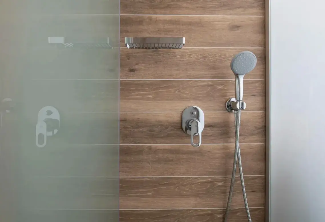 Łazienka w pokoju hotelu 4 You Boutique