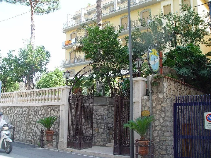 Hotel Zi’Teresa