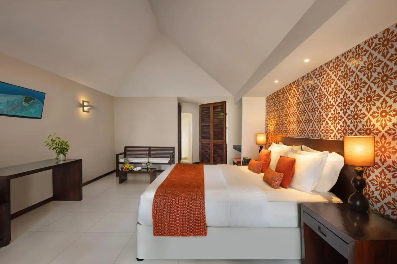 Adaaran Select Meedhupparu — ADAARAN SELECT HUDHURANFUSHI