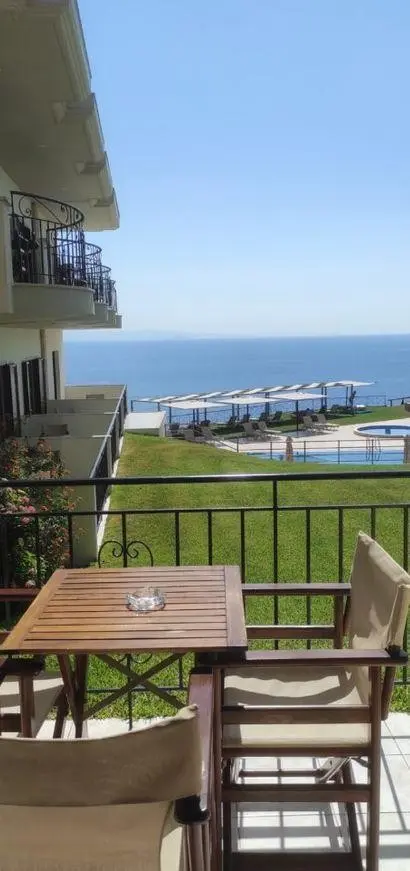 Widok z hotelu Aegean Blue Studios