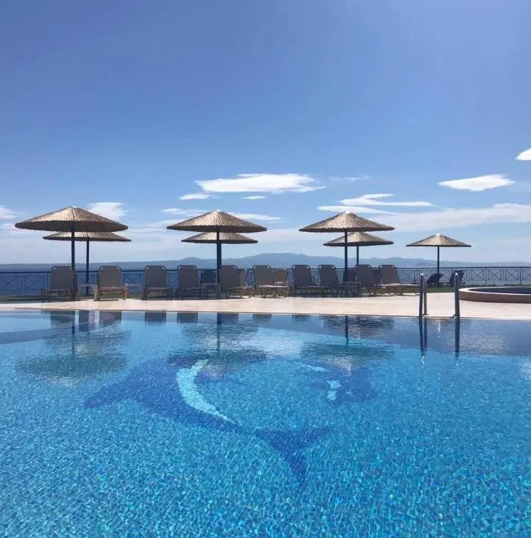 Basen w hotelu Aegean Blue Studios
