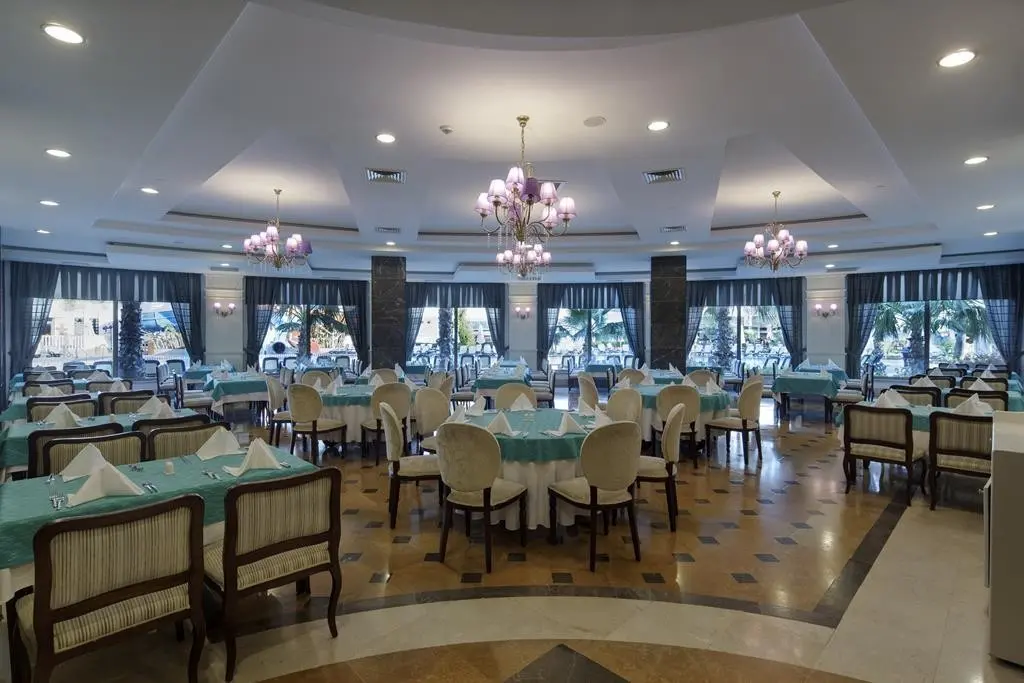 Alba Queen — ALBA QUEEN