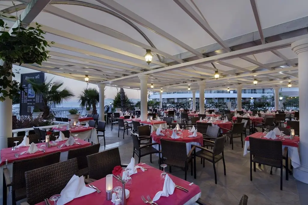 Alba Queen — ALBA QUEEN