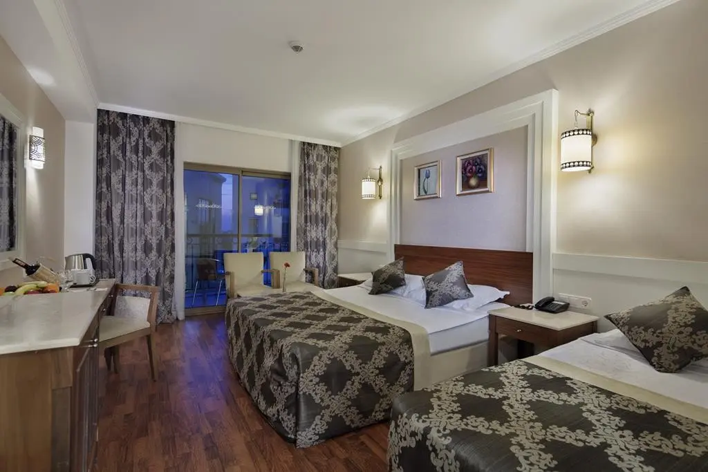 Alba Queen — ALBA QUEEN